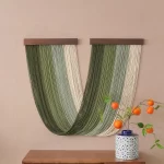 Large Macrame Wall Hanging Tapestry with Wooden Stick Hand-Woven Bohemia Tassel Curtain Tapestry Wedding Backgrou Boho Decor