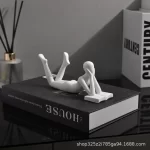 Creative Characters Reading Statue Modern Home Living Room Abstract Resin Figurines Miniatures Crafts Office Decor Figurines - Image 3